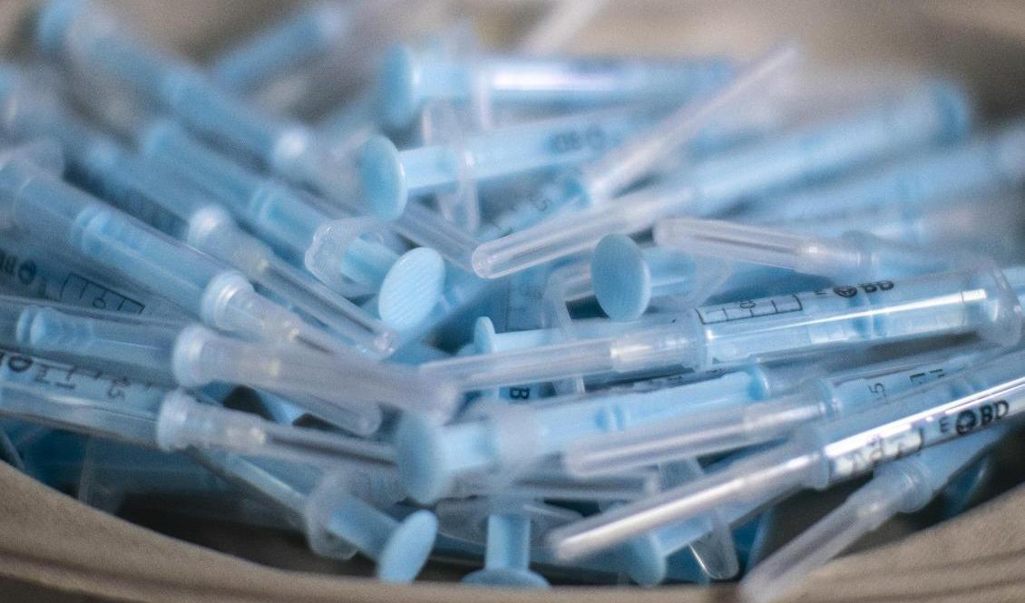 Sprutor redo att användas för Astra Zenecas vaccin. Arkivbild. Foto: Manu Fernandez/AP/TT