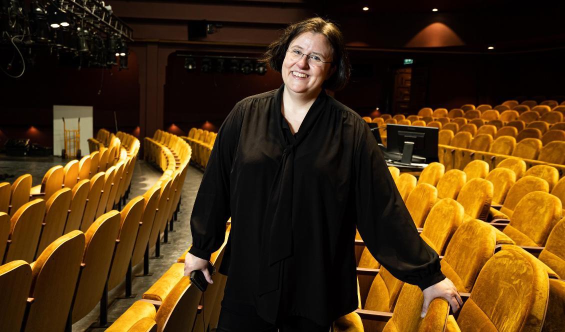 Marit Strindlund är sedan 2013 chefdirigent och musikalisk ledare vid Folkoperan i Stockholm. Foto: Sofia Drevemo