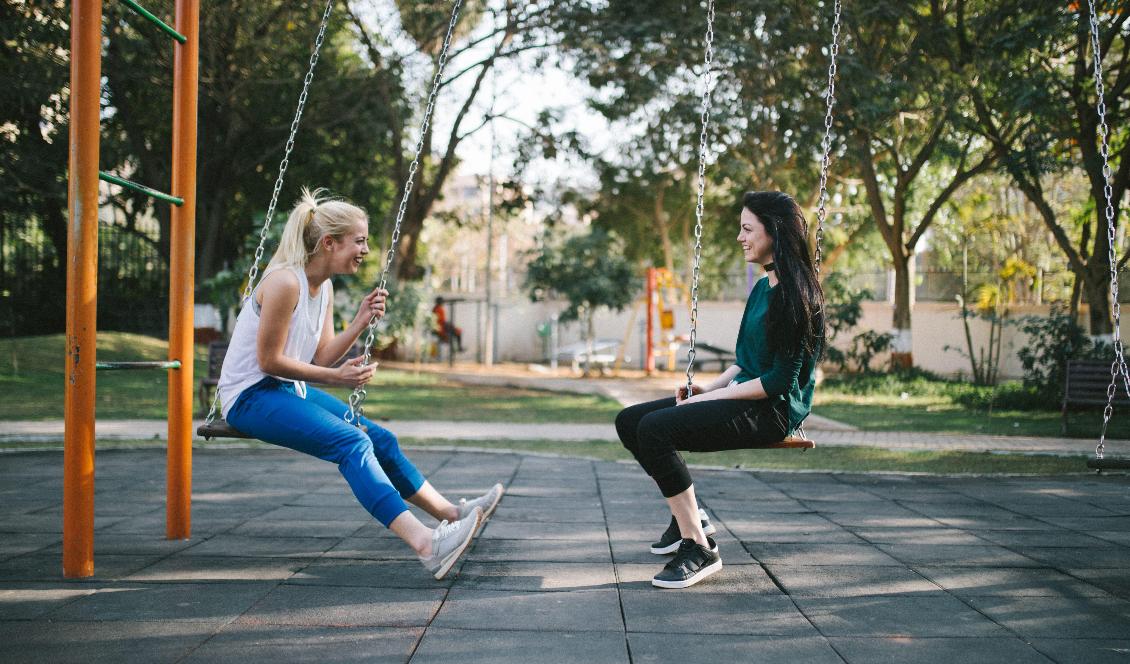 Kbt-behandling via internet, ledd av terapeuter, kan hjälpa barn och unga att snabbare få hjälp vid tvångssyndrom, enligt svensk forskning. Foto: Bewakoof.com Official
