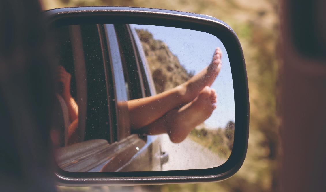 Bilen är favoriten under semestern. 75 procent av respondenterna planerar att resa med bil jämfört med 15 procent för tåg. Foto: WSP