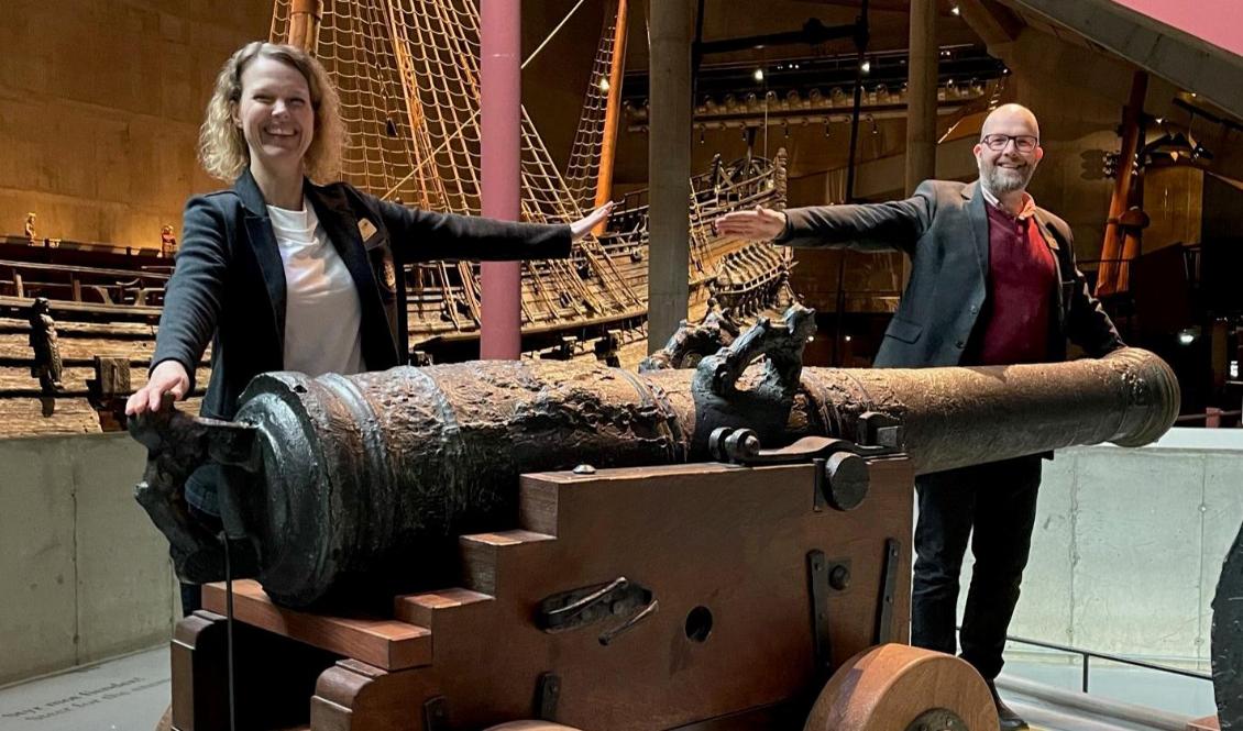 Vasamuseets guider visar en kanonlängds avstånd. Foto: Catrin Rising/Vasamuseet/SMTM