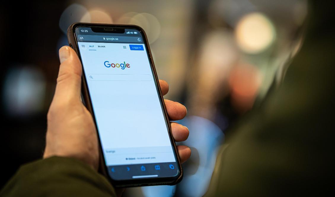 
Google får böter för att ha utnyttjat sin position på marknaden gällande reklam på deras webbsidor och appar. Foto: Sofia Drevemo                                            