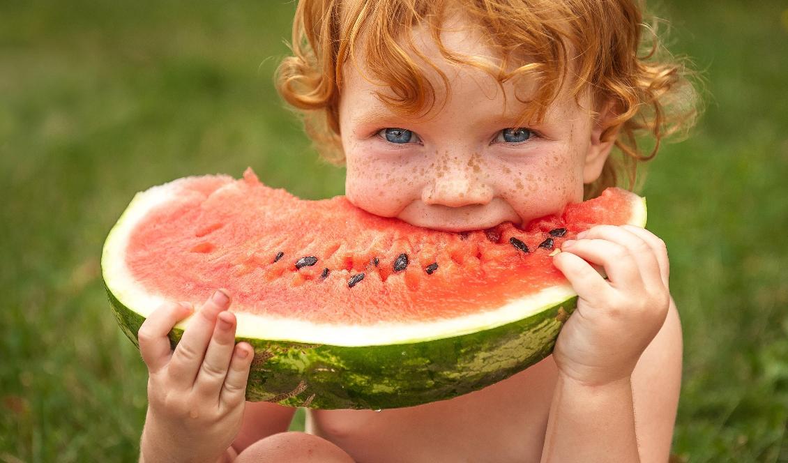 Vattenmelon innehåller lykopen som kan skydda huden från solskador. Foto: Sharomka/Shutterstock