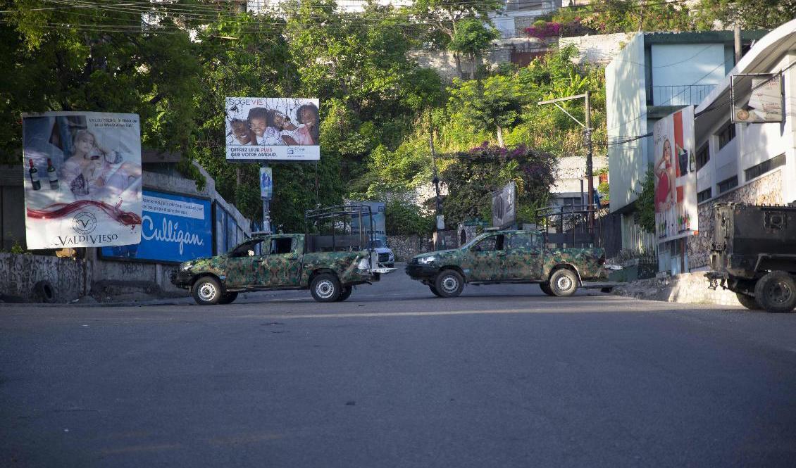 Militär på vägarna i Haitis huvudstad Port-au-Prince. Arkivbild. Foto: Joseph Odelyn/AP/TT