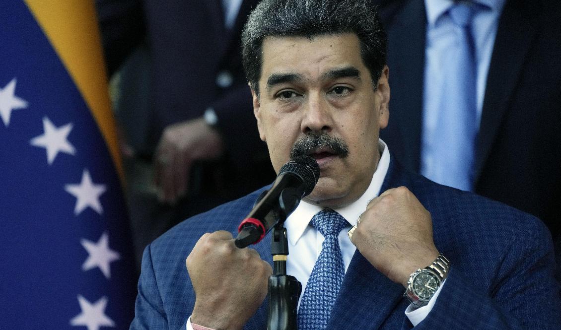 Venezuelas president Nicolás Maduro förbinder sig att låta ICC utreda vad som skedde under maktkampen i landet 2017. Arkivbild. Foto: Ariana Cubillos/AP/TT