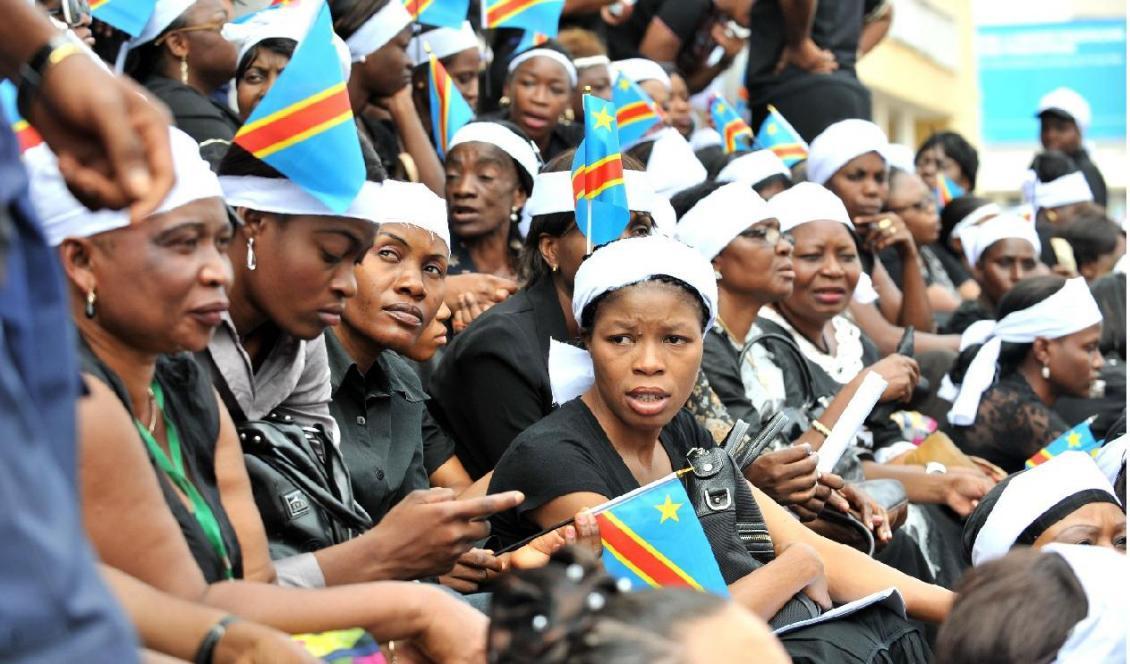 
Kongolesiska kvinnor demonstrerar 2012 i Kinshasa för fred i östra delen av landet. 2018 behövde 7,7 miljoner kongoleser humanitär hjälp. Foto: Junior D Kannah/AFP via Getty Images                                            