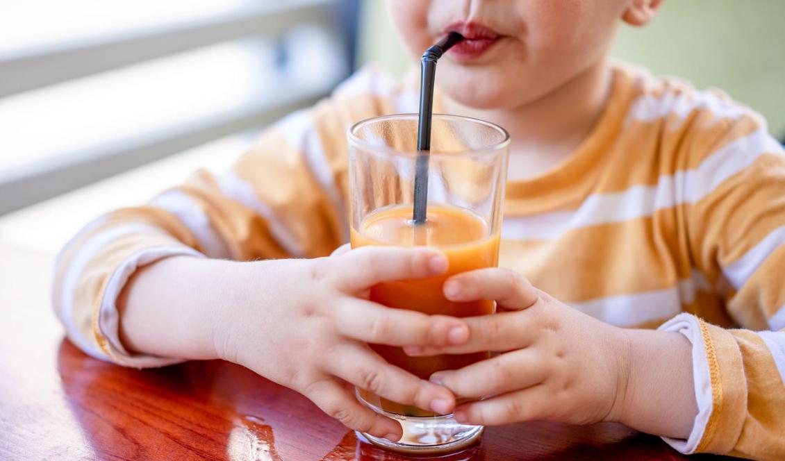 Snart kommer bland annat sugrör i plast att vara helt förbjudna. Foto: Alexandr Podvalny/Pixabay