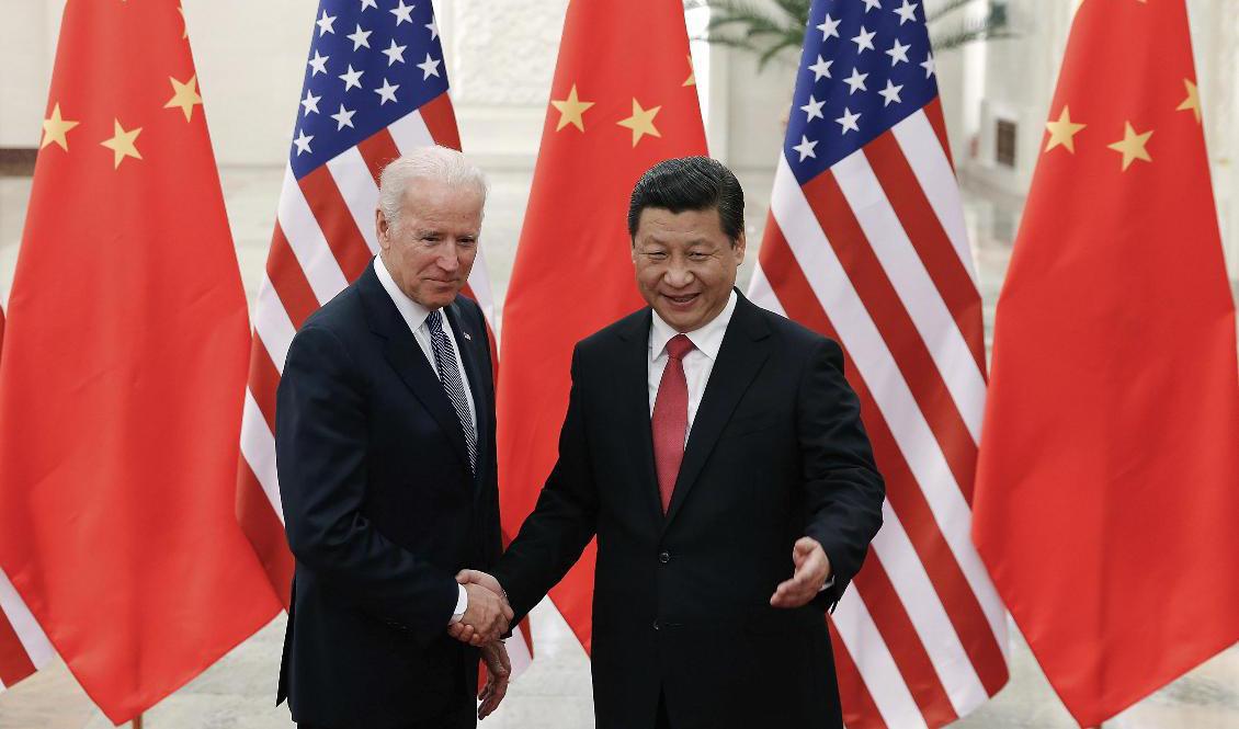 Joe Biden och Xi Jinping vid ett möte 2013, när Biden var vicepresident. Foto: Lintao Zhang/AP/TT