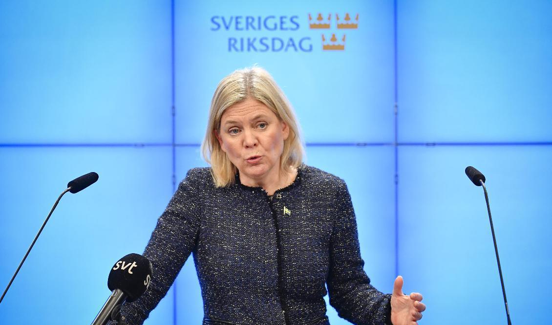 Statsminister Magdalena Andersson och hennes parti Socialdemokraterna går framåt i Svensk väljaropinion. Arkivbild. Foto: Anders Wiklund/TT