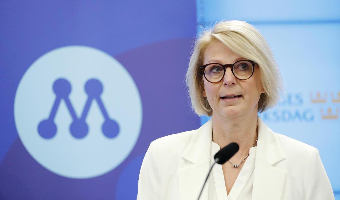 Elisabeth Svantesson, ekonomiskpolitisk talesperson för Moderaterna, vill slopa skatten på el i vinter. Foto: Christine Olsson/TT
