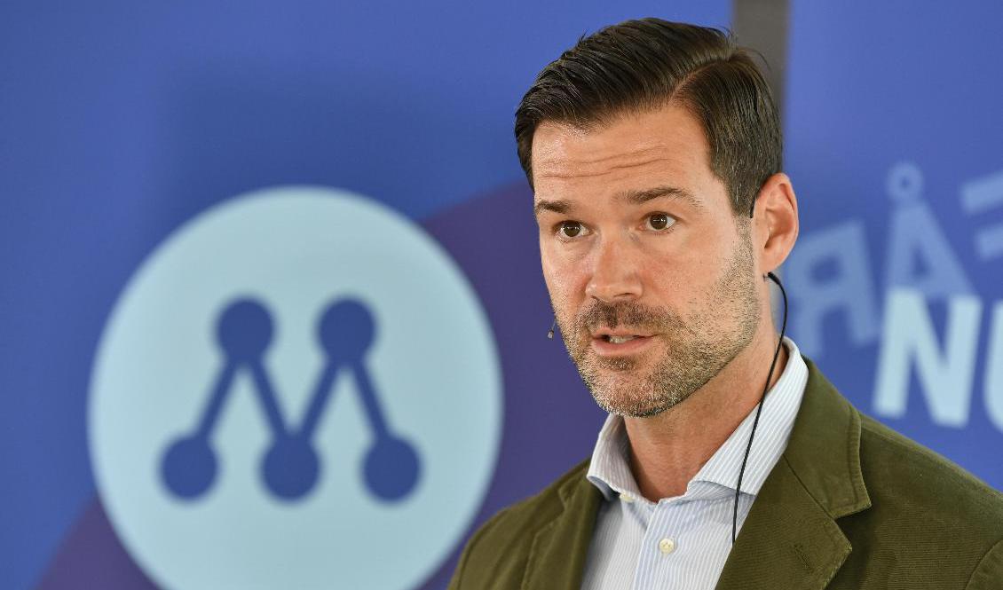 Moderaternas rättspolitiske talesperson Johan Forssell vill att regeringen skyndar på med utredningen om hemlig avlyssning av icke brottsmisstänkta. Arkivbild. Foto: Henrik Montgomery/TT