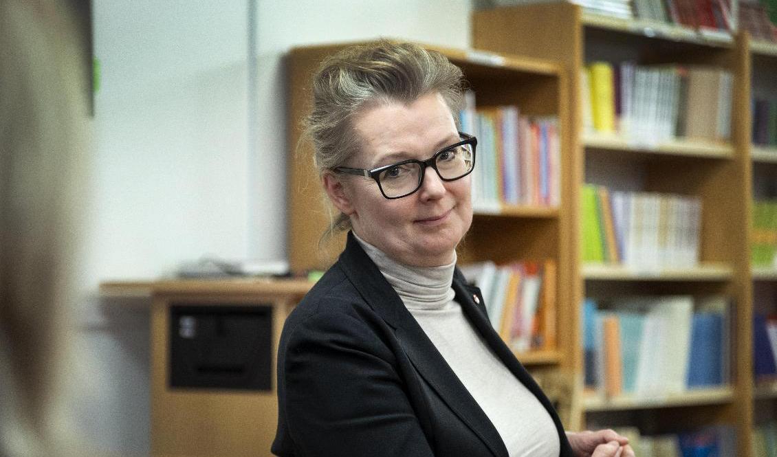 Skolminister Lina Axelsson Kihlblom (S) ger nya direktiv. Arkivbild. Foto: Anders Wiklund/TT