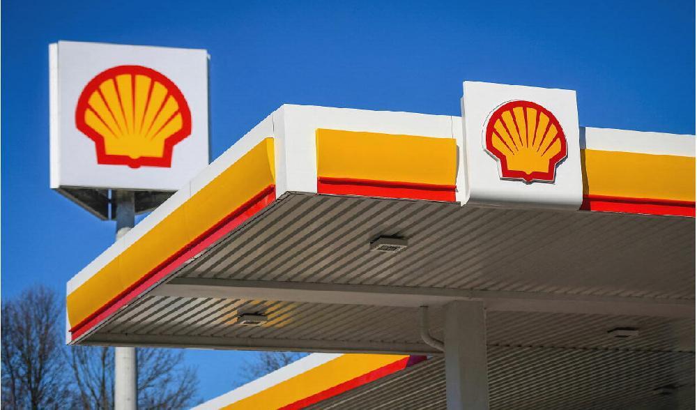 
Oljekoncernen Shell köpte i början av mars 2022 en fartygslast rysk råolja, men har nu beslutat att stoppa handeln med rysk gas och olja. Foto: Ina Fassbender/AFP via Getty Images                                            