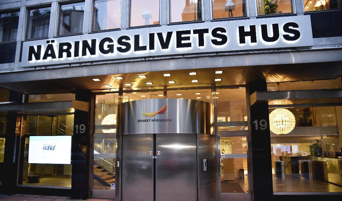 Svenskt Näringsliv ser rätt ljust på framtiden, trots stor osäkerhet. Arkivbild. Foto: Lars Schröder/TT