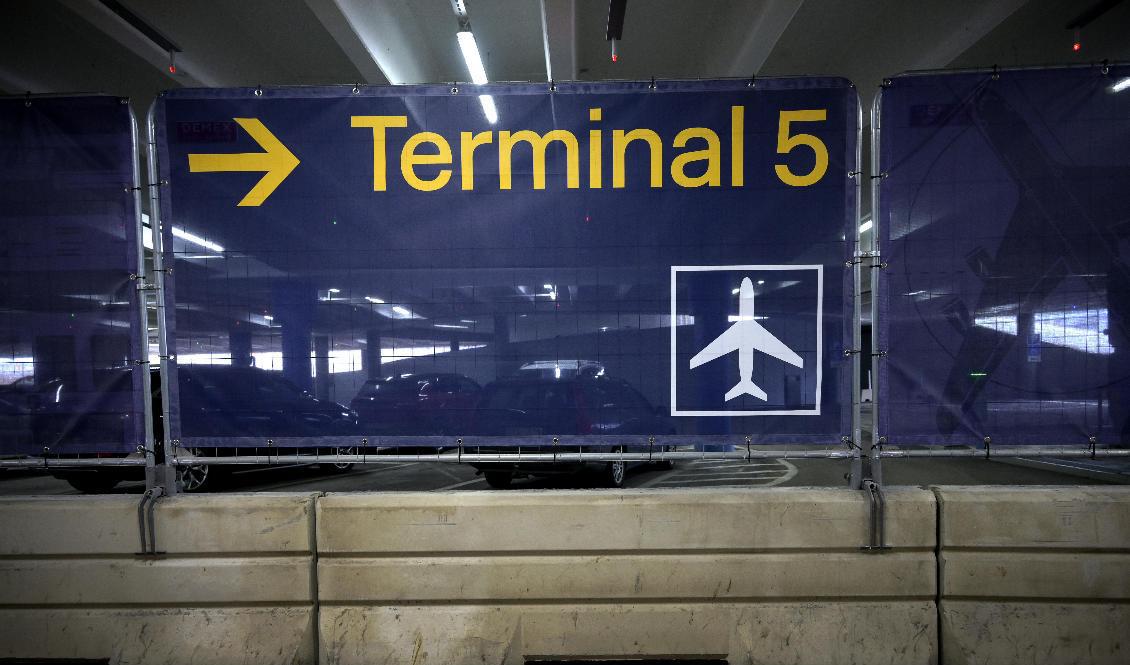 En man har gripits på Arlanda flygplats med en större mängd kontanter. Han är nu misstänkt för grovt penningtvättsbrott. Arkivbild. Foto: Janerik Henriksson/TT