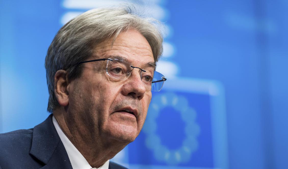 EU:s ekonomikommissionär Paolo Gentiloni tvingas skriva ner årets tillväxtsprognos. Arkivfoto. Foto: Geert Vanden Wijngaert/AP/TT