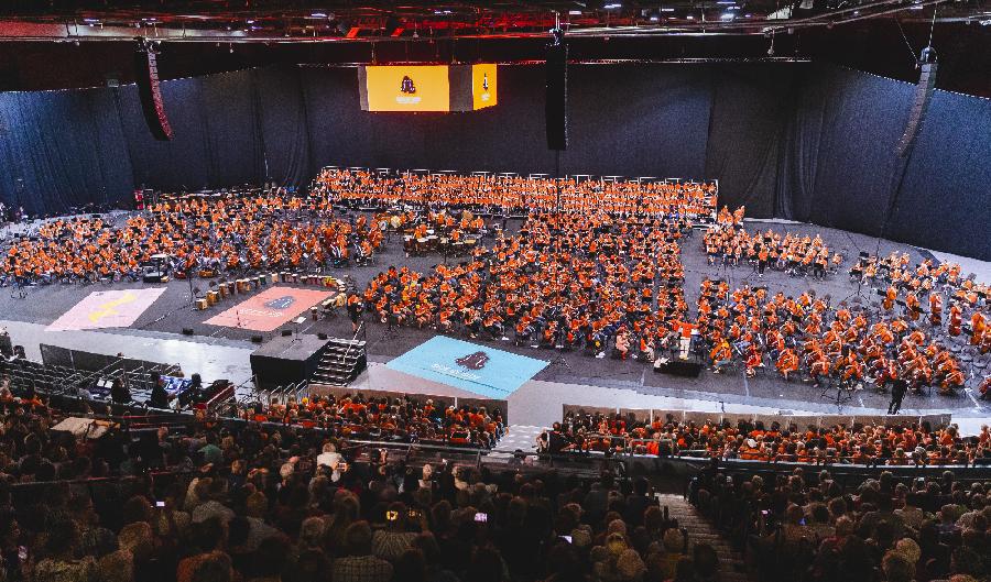 Unga musiker deltar i det årligt återkommande musiklägret Side by Side. Under veckan bjuds allmänheten på konserter. Foto: Francis Löfvenholm