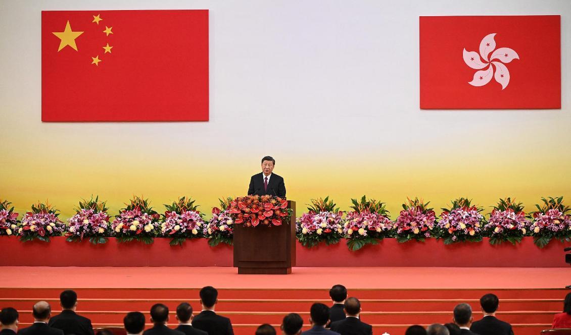 Kinas president Xi Jinping håller tal den 1 juli 2022 i samband med att Hongkongs nya ledare John Lee har svurits in. Foto: Selim Chtayti/POOL/AFP via Getty Images