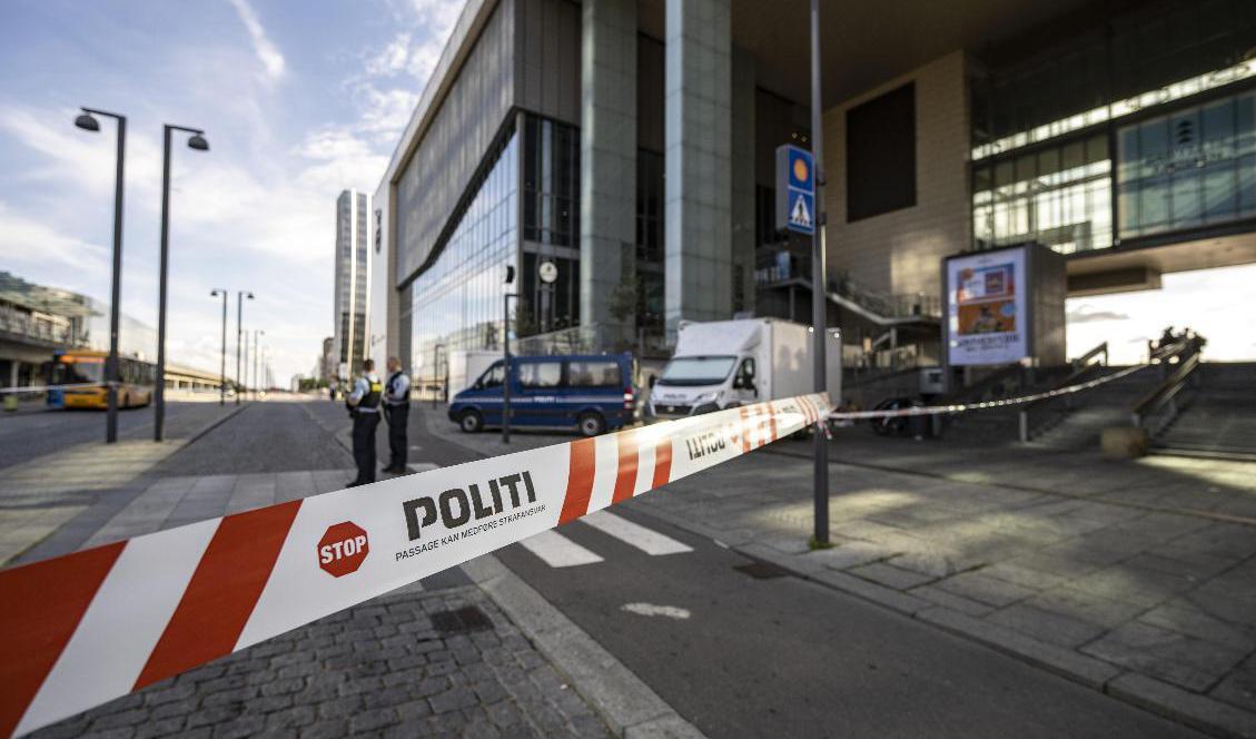 22-åringen som misstänks för skjutningen i ett köpcentrum i Köpenhamn försökte ringa en hjälplinje innan han utförde dådet. Foto: Johan Nilsson/TT
