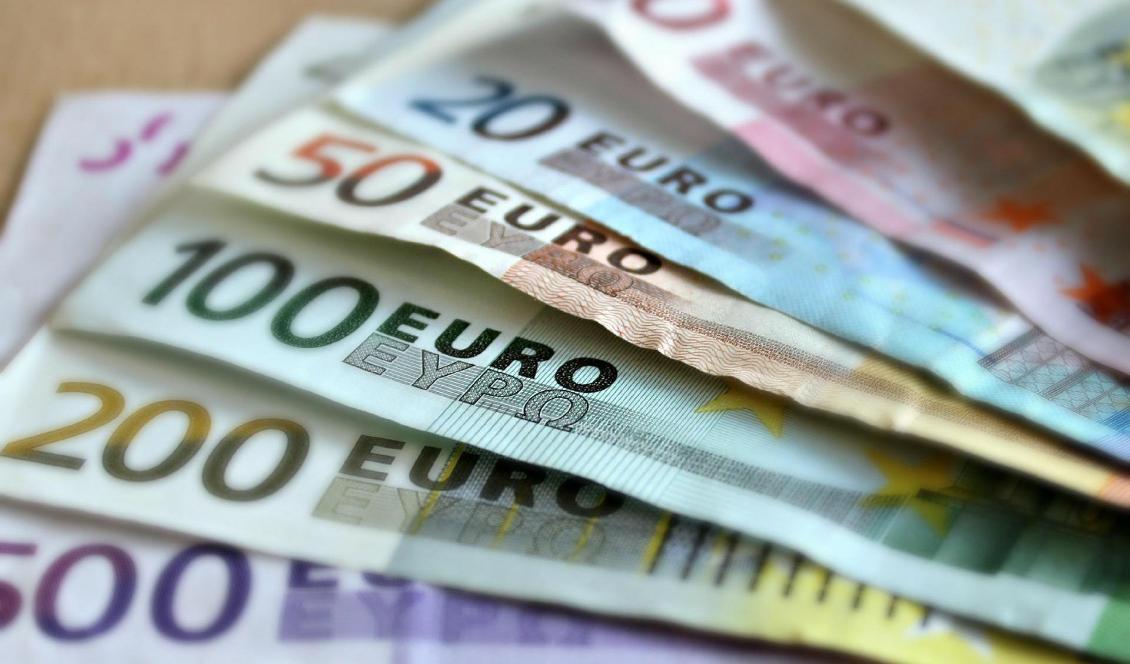 Euron faller i värde gentemot dollarn. Foto: Pixabay