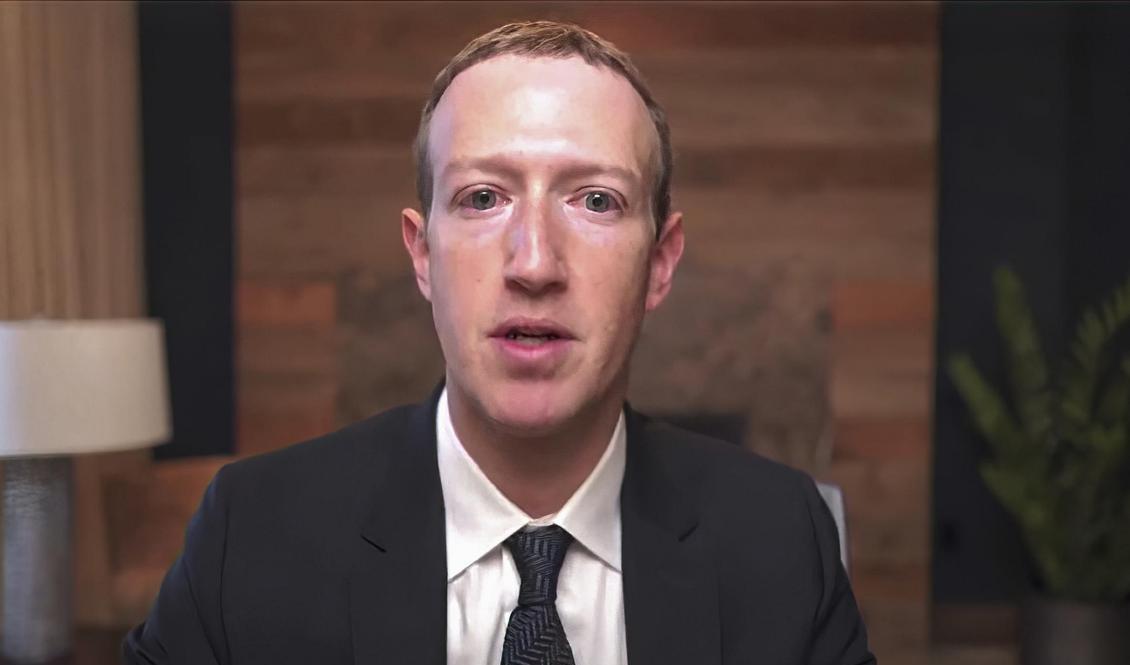 Facebooks grundare Mark Zuckerberg kan slippa att vittna i en domstol om en förlikning nås med användare som stämt bolaget för att ha tillåtit delning av personuppgifter. Foto: Arkivbild. AP/TT