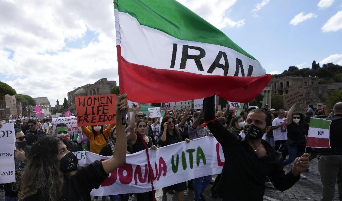 Demonstration i Rom, Italien, under lördagen. Foto: Alessandra Tarantino/AP/TT