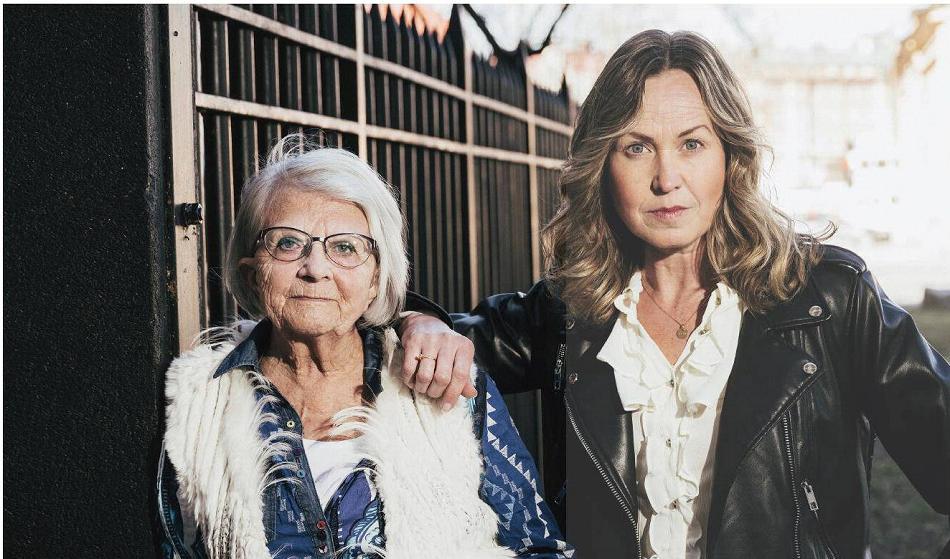 Elise Lindqvist arbetar sedan 27 år med att hjälpa prostituerade. Vännen och advokaten Ruth Nordström hjälper de de utsatta kvinnorna med det juridiska. Foto: Rickard L. Eriksson