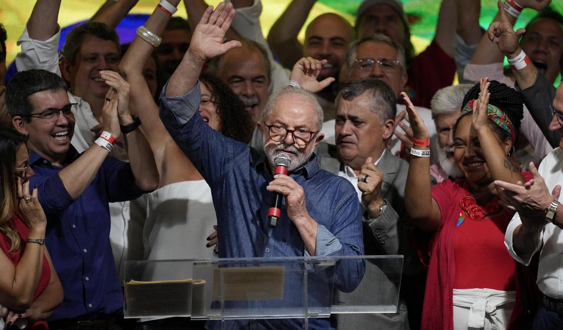 Luiz Inácio Lula da Silva höll segertal i São Paulo. Foto: Andre Penner/AP/TT