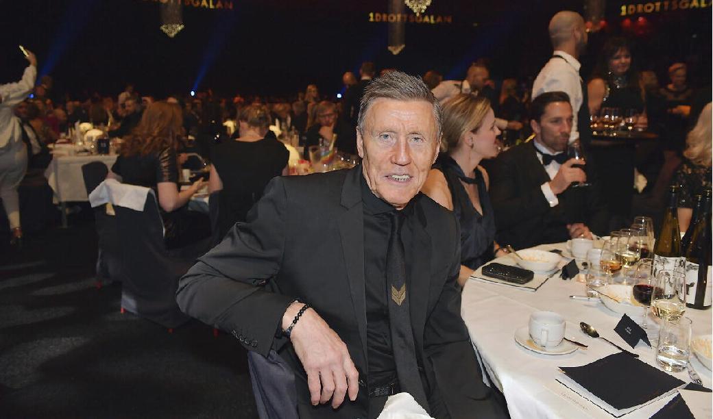Hockeylegendaren Börje Salming fångad på bild när han medverkade i Idrottsgalan 2018. I våras drabbades han av den obotliga nervsjukdomen ALS. Foto: Jessica Gow/TT