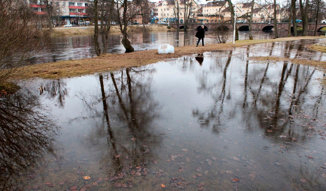 Högt vattenstånd i Värnamo för några år sedan. Arkivbild. Foto: Johan Nilsson/TT