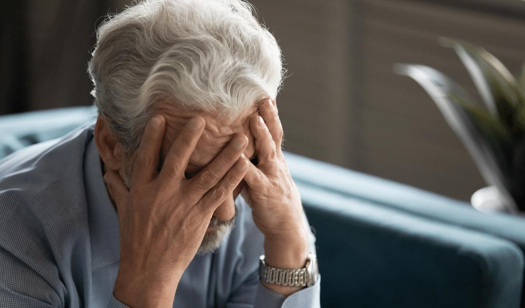 Visst är det en fördel att ha en terapeut eller psykolog att bolla sina problem med, men det går att lösa en stor del av problemen på egen hand.