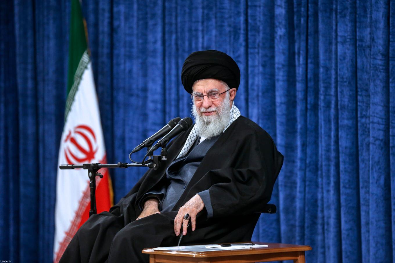 Irans högsta ledare ayatolla Ali Khamenei lovar vedergällning mot Israel efter den dödliga attacken i Damaskus. Arkivbild. Foto: Irans högste ledares kansli/AP/TT