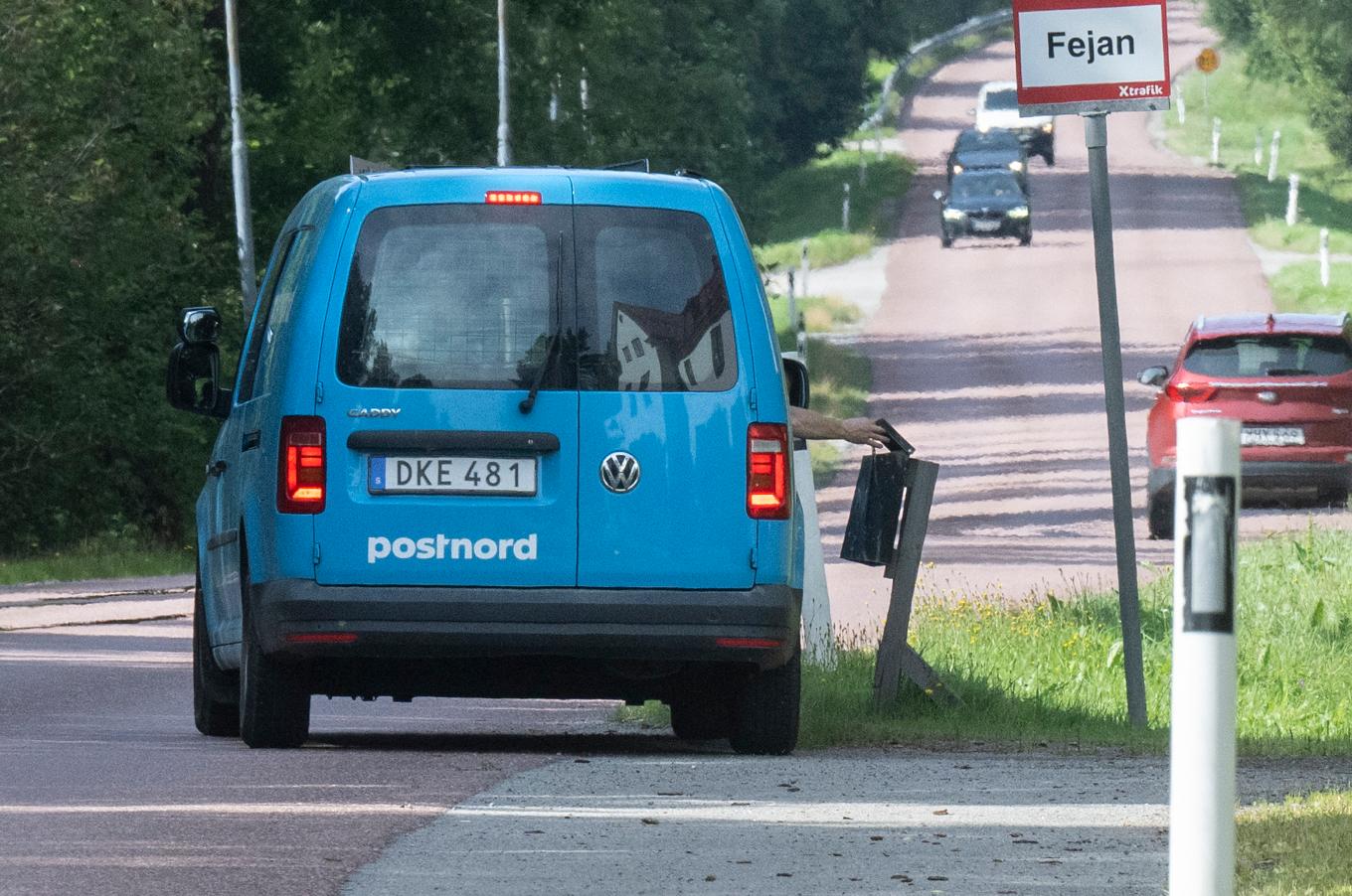 Postbil på väg. Arkivbild. Foto: Fredrik Sandberg/TT