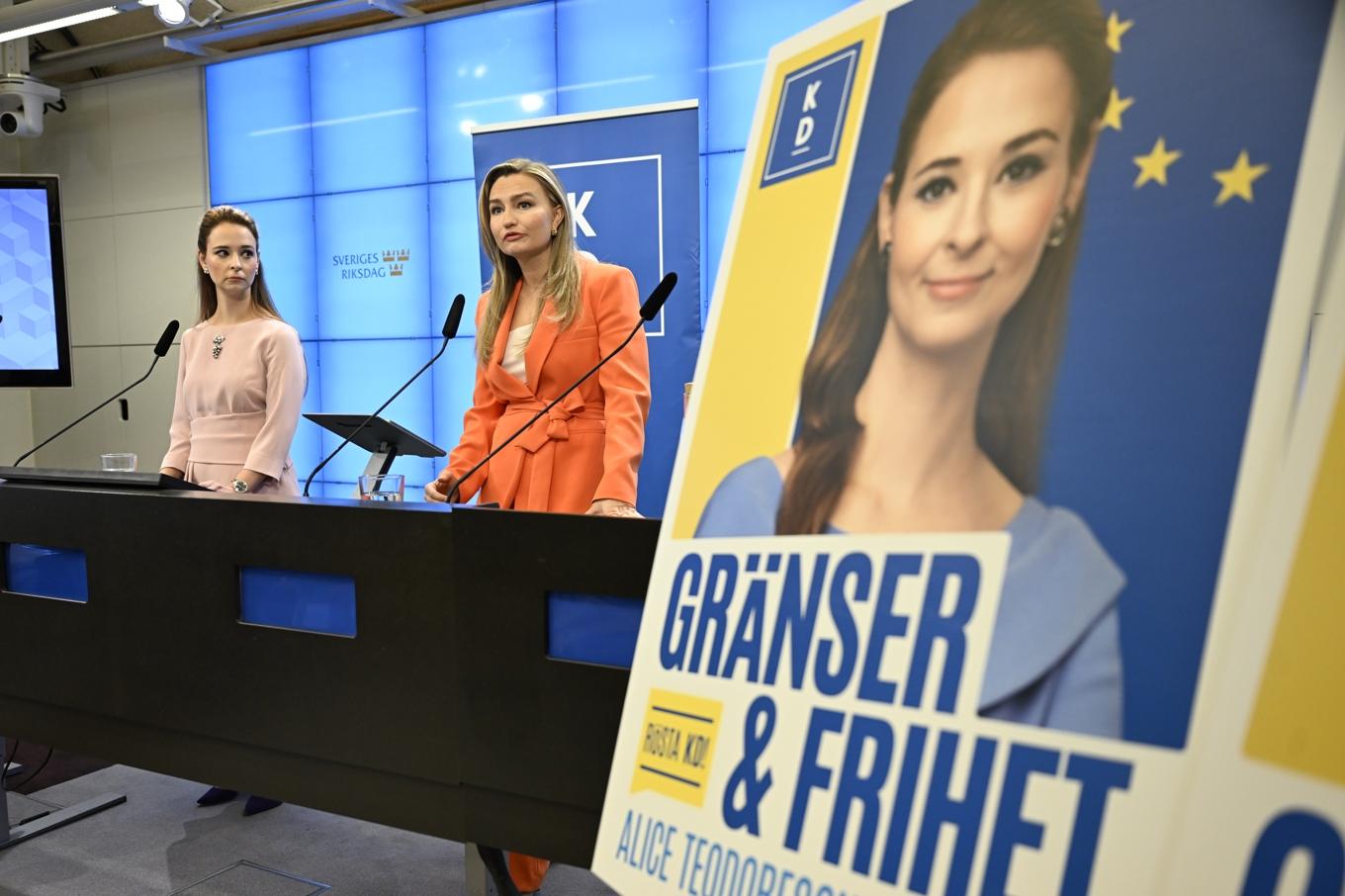 KD:s partiledare Ebba Busch och partiets toppkandidat till EU-valet Alice Teodorescu Måwe. Arkivbild. Foto: Pontus Lundahl/TT