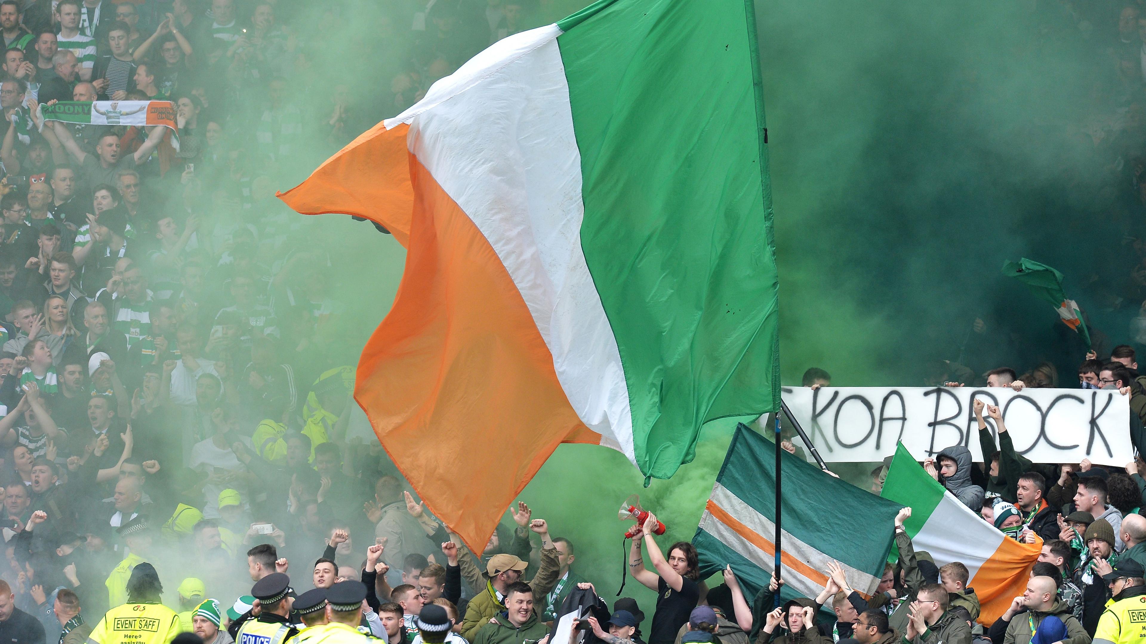 Ett av de hetaste fotbollsmötena i världen, Celtic-Rangers. ”Old Firm” är en klassiker. I helgen möts de båda och detta strax efter att en ny lag antagits. Foto: Mark Runnacle/Getty Images