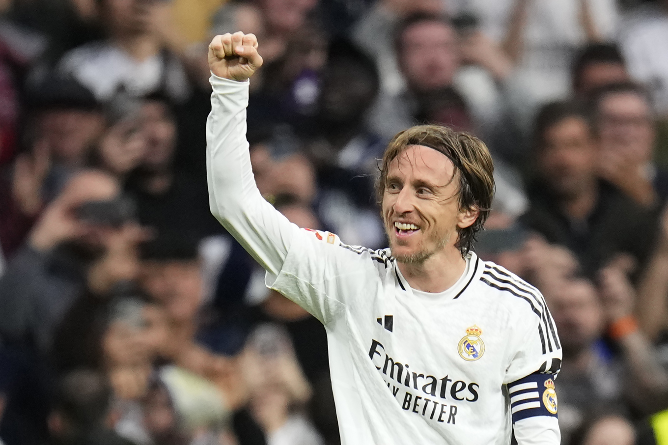 Luka Modric är fortfarande aktiv spelare och har lagkaptensbindeln i Real Madrid. Arkivbild. Foto: Manu Fernandez/AP/TT