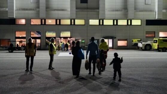 Bild publicerad av norska regeringen på patienter och anhöriga som under natten till torsdagen anlände till Norge. Foto: Ministry of Interior, Slovakia