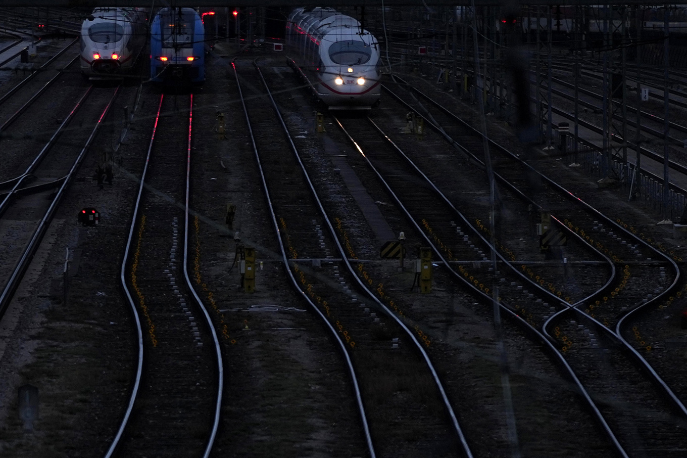Den dömda mannen ska bland annat ha planerat attacker mot tyska tåglinjer. Arkivbild. Foto: Matthias Schrader/AP/TT