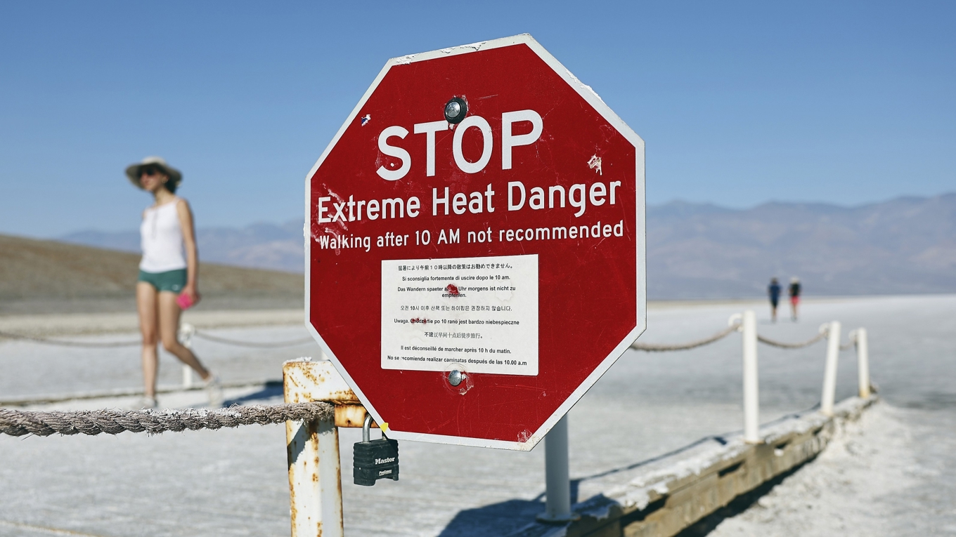 Strandsatta guldletare gav den heta norra änden av Mojaveöknen namnet Death Valley 1849. Foto: Mario Tama/Getty Images