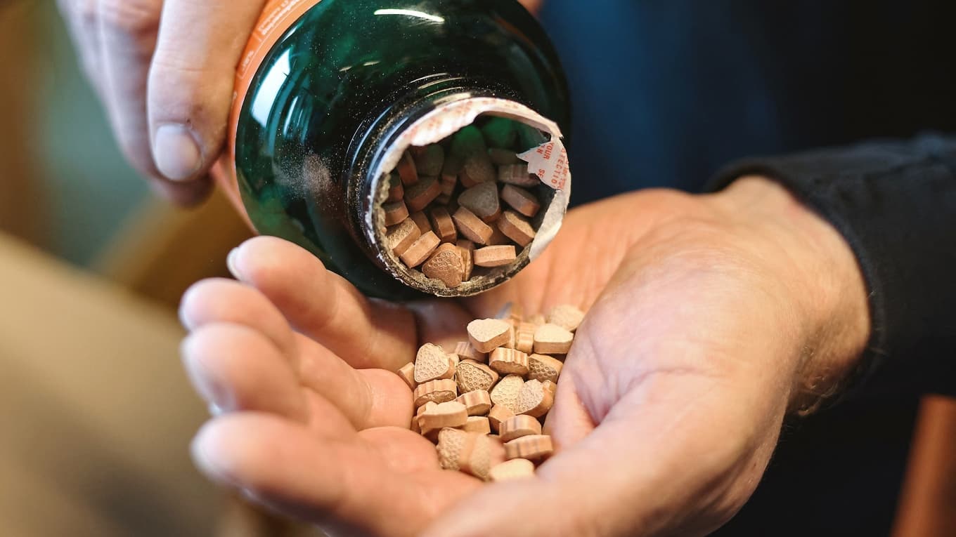 Substansen MDMA är en av dem som är på väg att legaliseras. Foto: Kenzo Tribouillard/AFP/Getty Images