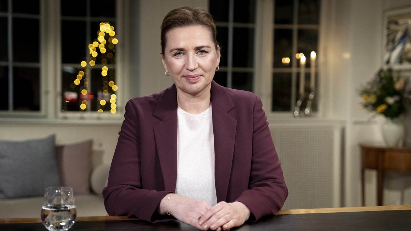 Den danska statsministern Mette Frederiksen håller ett nyårstal den 1 januari. Foto: Mads Claus Rasmussen/Ritzau Scanpix/AFP via Getty Images
