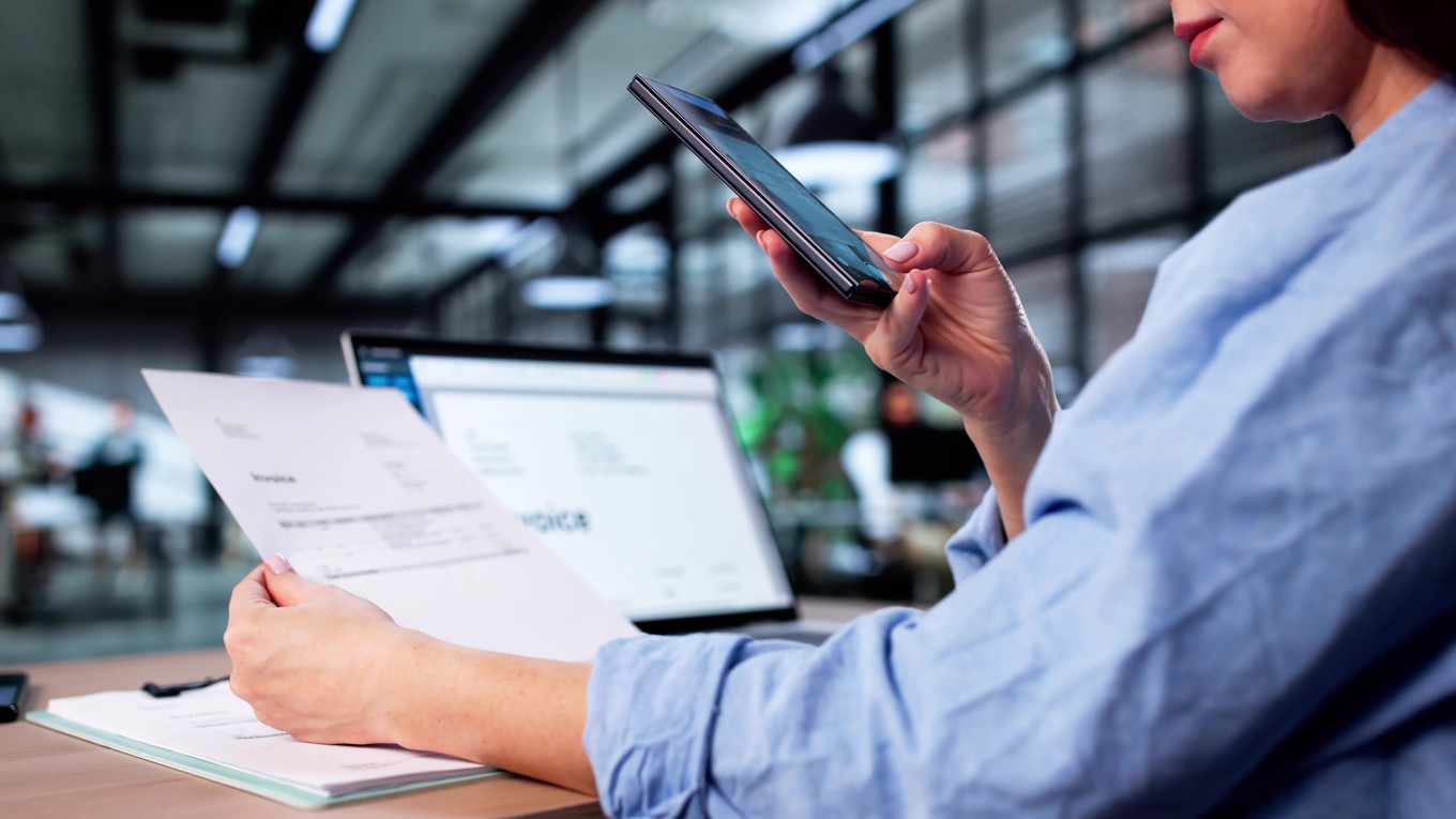 Branschorganisationen Svensk Handel konstaterar att falska fakturor är ett stort hot mot näringslivet. Foto: Andrey Popov/Shutterstock