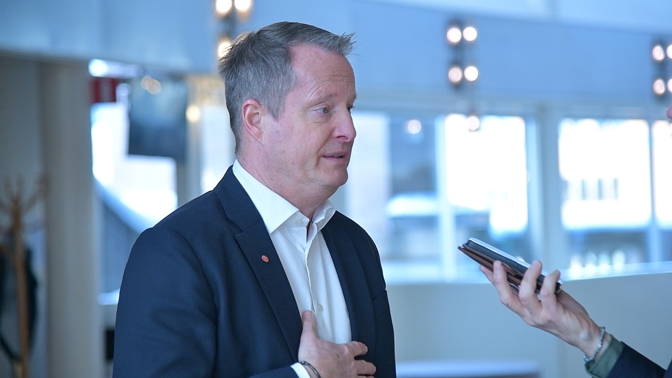 Socialdemokraternas utbildningspolitiske talesperson Anders Ygeman kritiserar regeringens utredning om vinster i skolan. Foto: Carl S:t Clair Renard.