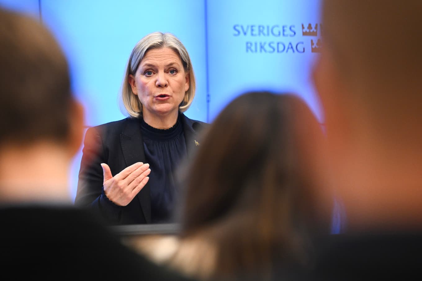 S-ledaren Magdalena Andersson presenterar förslagen på en pressträff. Foto: Claudio Bresciani/TT