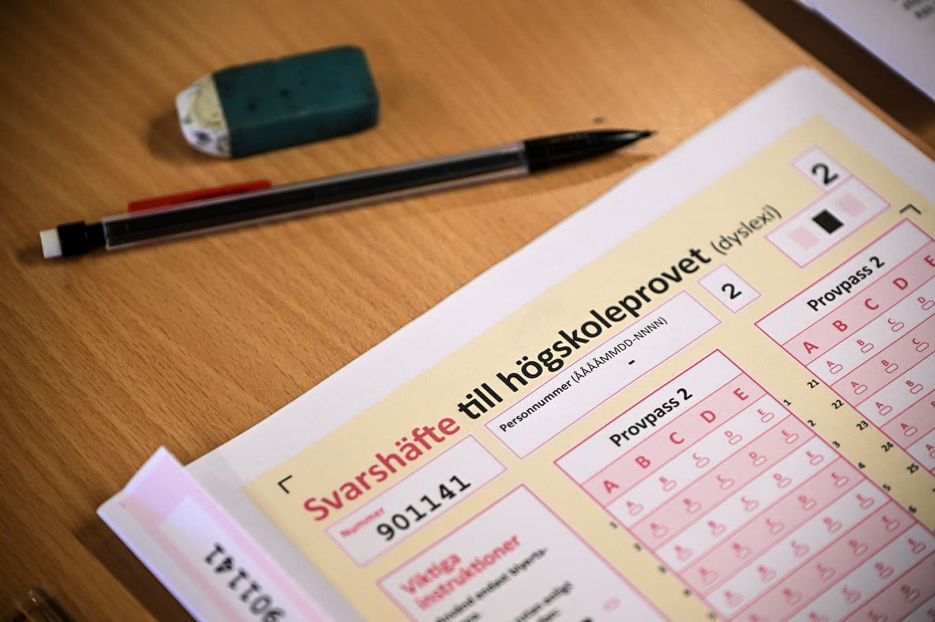 Åtta procent fler är anmälda till högskoleprovet våren 2026 än våren 2025. Arkivbild. Foto: Anders Wiklund/TT