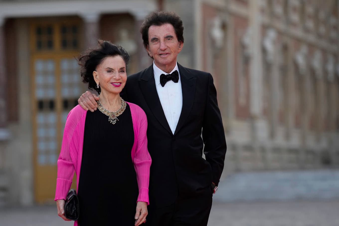 Frankrikes tidigare utbildnings- och kulturminister Jack Lang med sin fru Monique Lang. Arkivbild. Foto: Christophe Ena/AP/TT