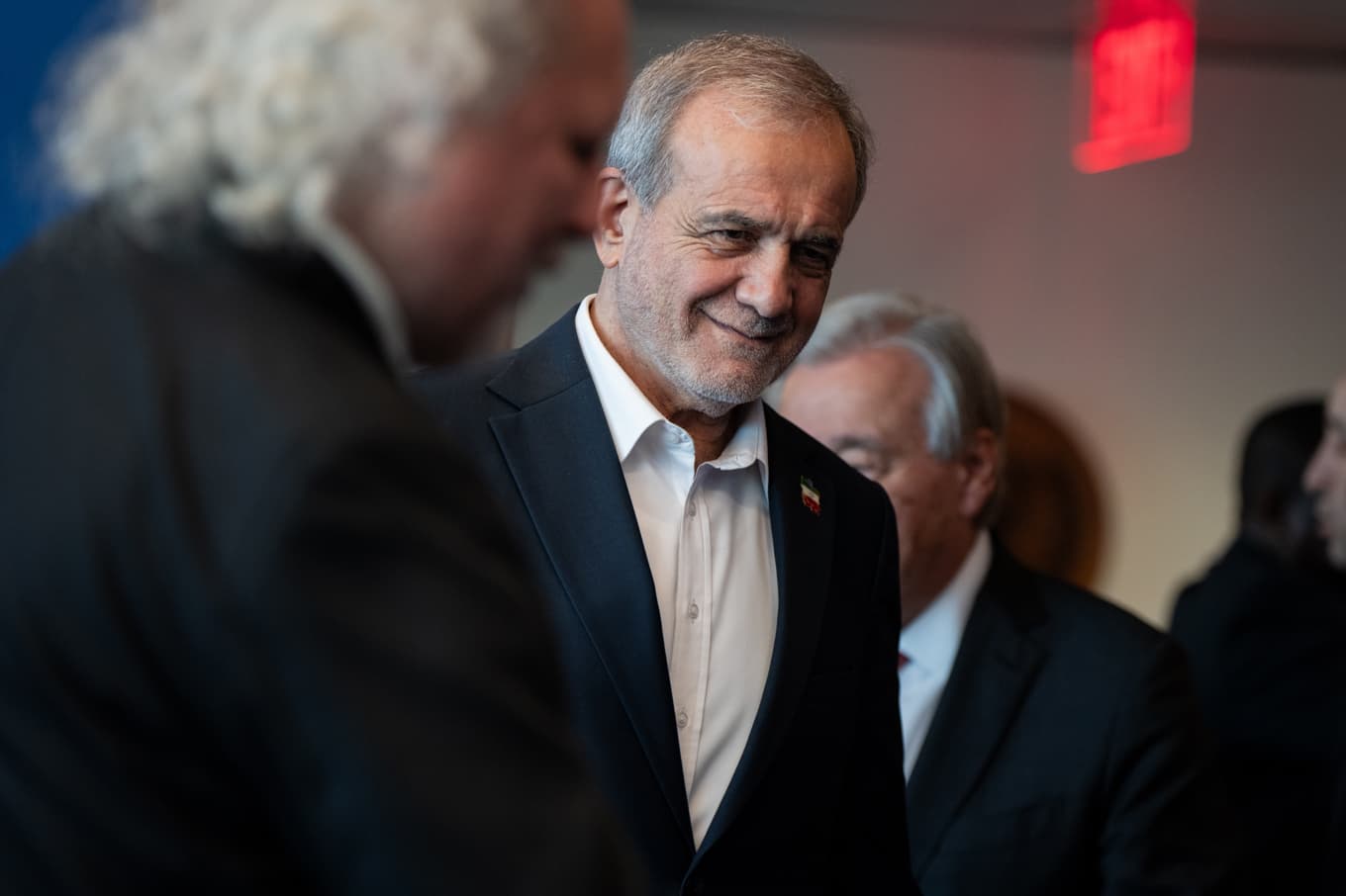 Irans president Masoud Pezeshkian säger att han har en bra känsla inför nästa förhandlingsrunda. Arkivbild. Foto: Angelina Katsanis /AP/TT