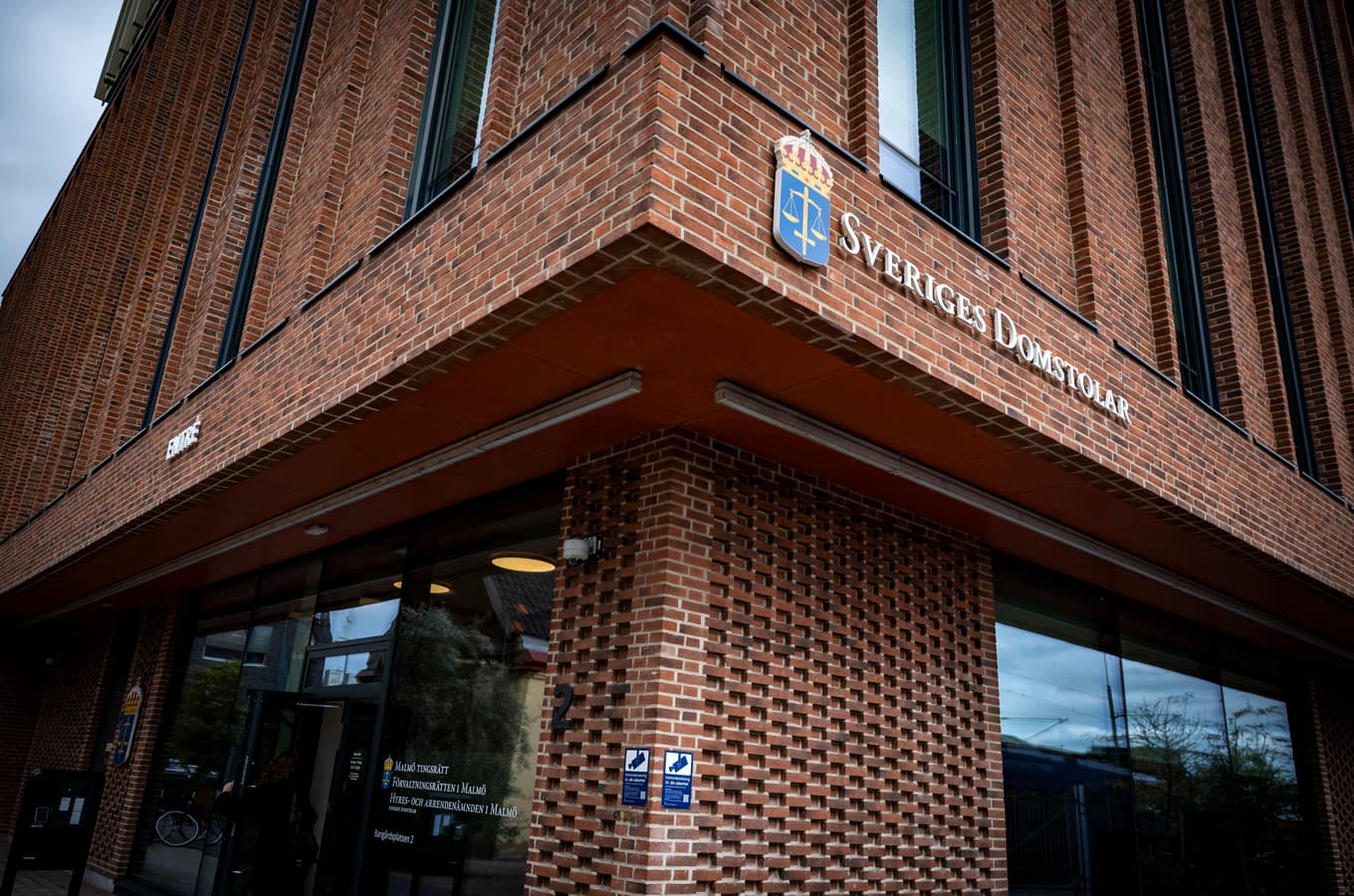 Mannen sitter fortfarande häktad. Arkivbild. Foto: Johan Nilsson / TT