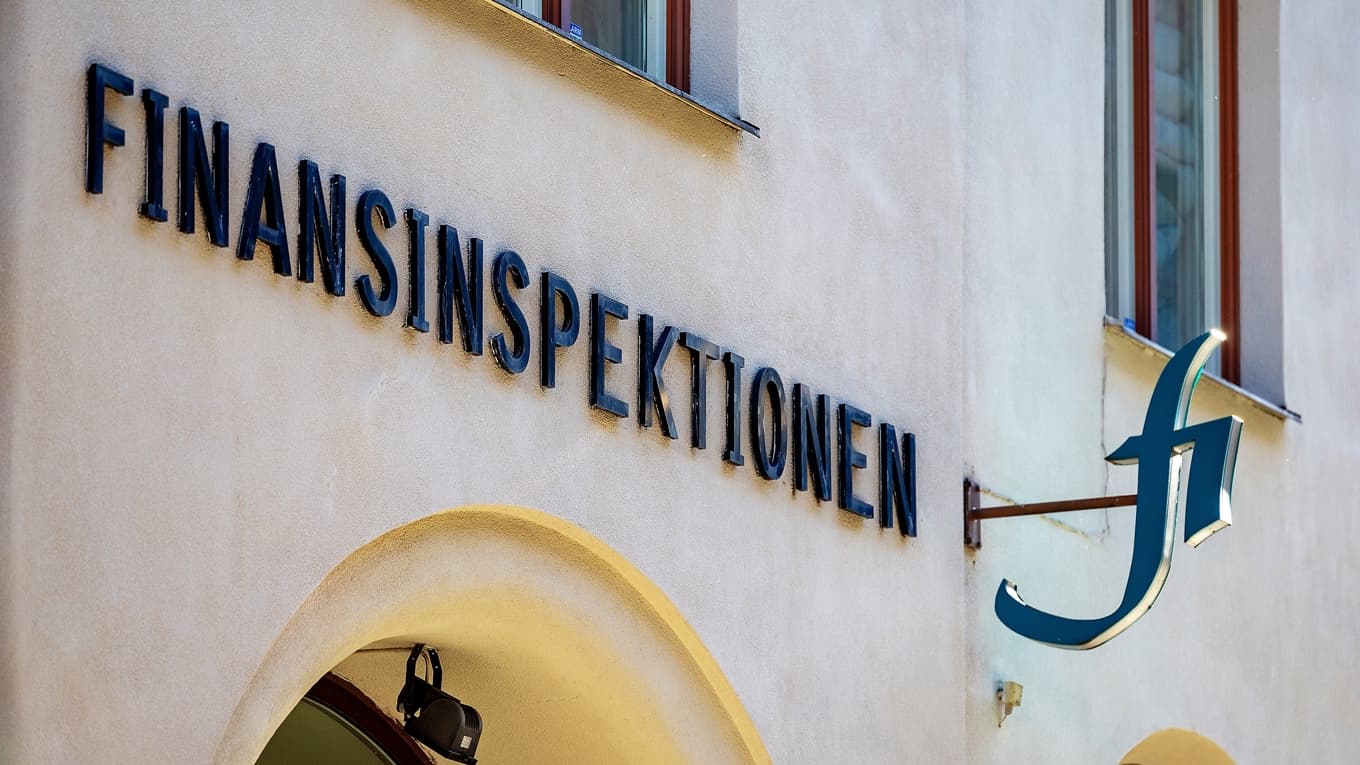 Finansinspektionen kontrollerar att banker genomför utbildning av personal. Foto: Shutterstock