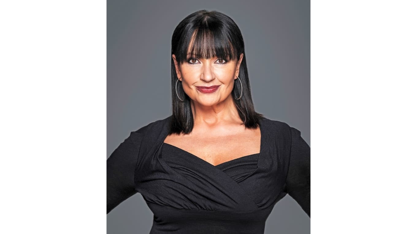 Scenartisten Maria Möller började som skådespelare, skolade sig i klassisk sång, utvecklade förmågan att imitera kändisar och skapade ett unikt och bejublat koncept.
Foto: Håkan Larsson